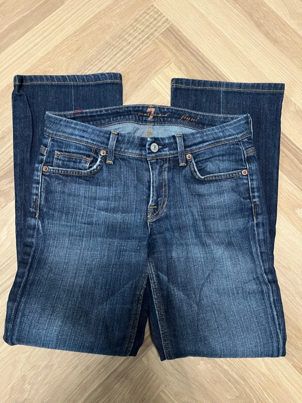 7FAM Flynt Jeans 25 (Short) - Picture 2 of 4